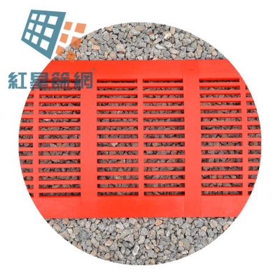 解决聚氨酯筛网边缘漏料的方法