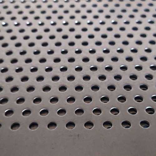 {$r[alt] ? $r[alt] : $title}