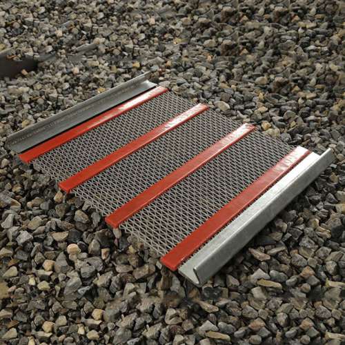 {$r[alt] ? $r[alt] : $title}