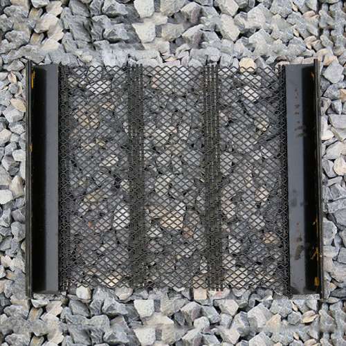 {$r[alt] ? $r[alt] : $title}