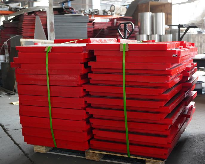 The impact of the installation and fixation of polyurethane screens on the replacement cycle