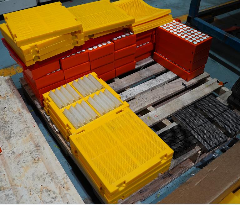 What changes does polyurethane screen bring to mining enterprises?