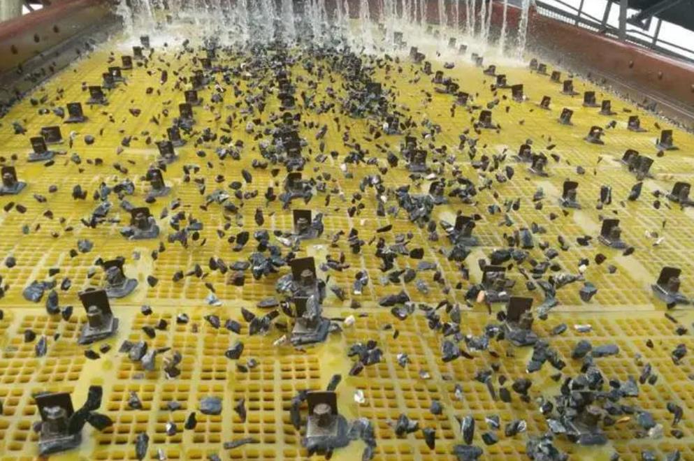 Factors affecting the use of polyurethane screens