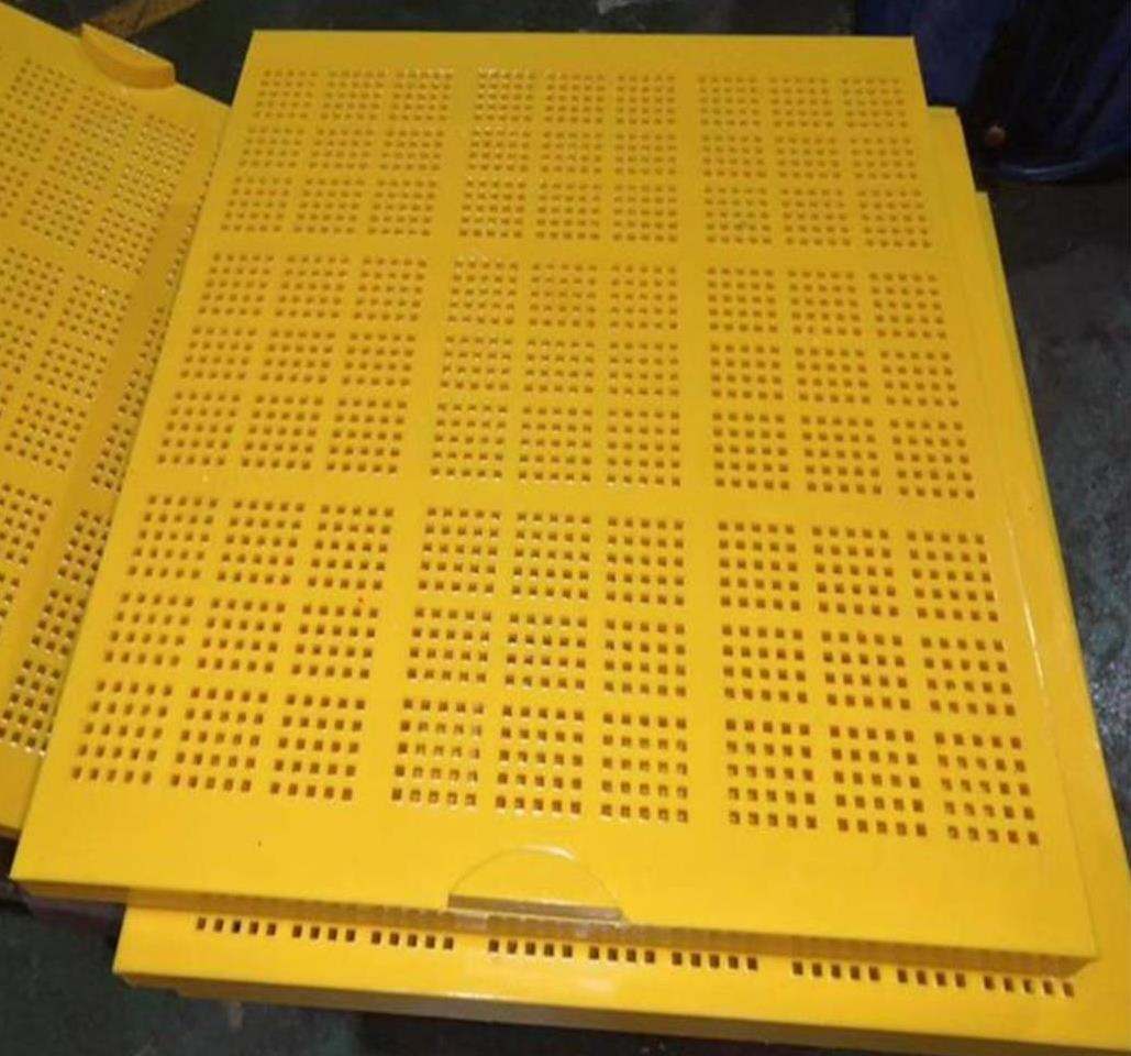 Why is polyurethane mud screen the best choice for mud treatment?