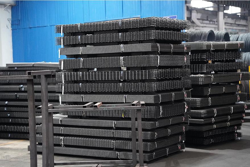 Advantages and Applications of Manganese Steel Crimped Wire Mesh