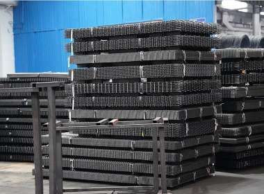 Advantages and Applications of Manganese Steel Crimped Wire Mesh