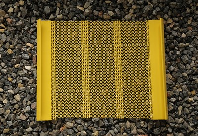 Woven wire self-cleaning screen details